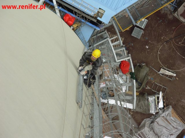 Montaż oświetlenia przeszkodowego