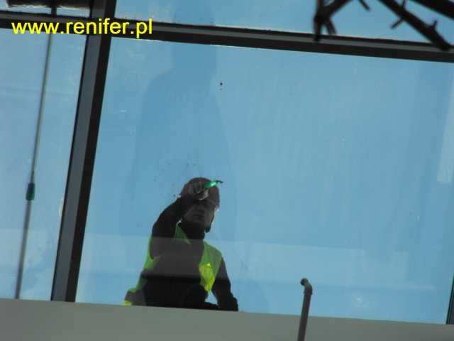 Mycie powierzchni szklanych - Bonarka City Center