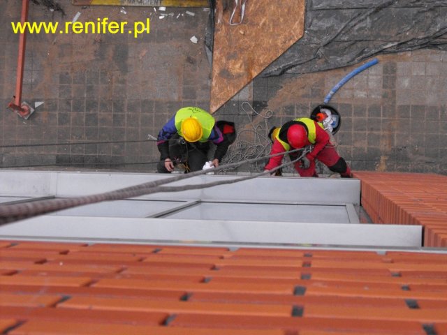 Mycie powierzchni szklanych - Bonarka City Center