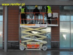 Mycie powierzchni szklanych - Bonarka City Center